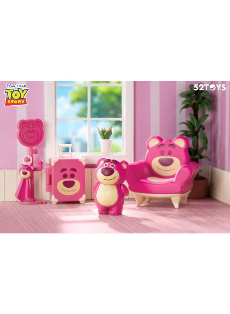 52TOYS صندوق مفاجآت: ديزني توي ستوري - غرفة لوتسو، قطعة واحدة عشوائية، مجموعة ألعاب مشهد اصنعها بنفسك - Image 2